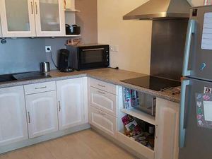 Location Appartement 3 pièces à Châteauneuf-d'Ille-et-Vilaine (35430) : à louer 3 pièces /