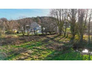 TERRAIN A BATIR DE 16A 76CA