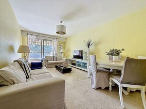 Appartement 3 pièces à rénover â Nice Cimiez