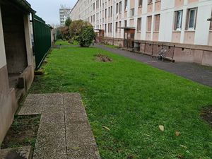 PETITE RESIDENCE AU CALME