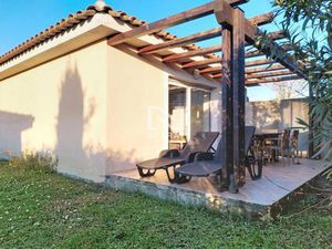 MONTAUROUX - APPARTEMENT PLAIN PIED 50m² AVEC JARDIN