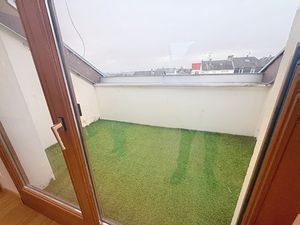 APPARTEMENT F4/5 109m2 sol   72m2 carrez 279 000EUR