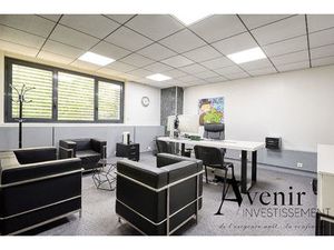 VILLEURBANNE - LOCAL COMMERCIAL - 272 m2