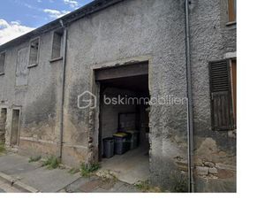 Maison de 144 57 m² à Ury