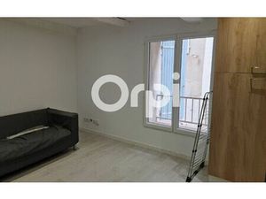 Location appartement  27 m² T-2 à Aubagne  651 €