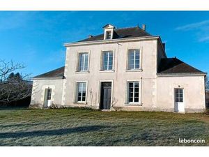 Immeuble 190 m² Noyant Villages