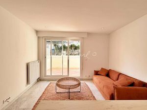 3 PIECES 49 M² 2 TERRASSES ET PARKING