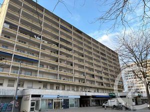 Appartement Chambre à vendre - 1 pièce - 12 07 m2 - Strasbourg - 67 - ALSACE