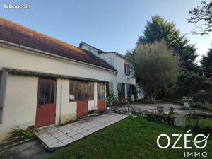 Maison 10 pièces 200 m²