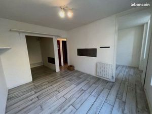Loue T2 en rdc idéal prof. Libérale