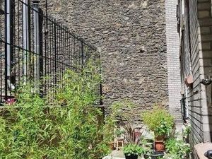 Studio meublé rénové tout proche métro