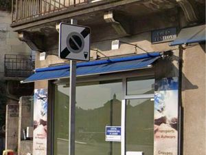 Locale commercial à louer