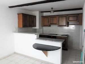 Particulier loue T2 à Nans les Pins VAR