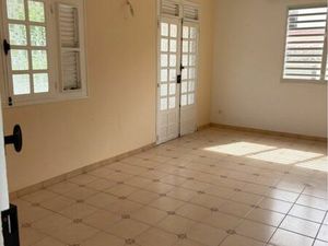 Louer haut de villa T4  lumineux