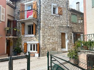 Appartement 2P / A LOUER VIDE / LA ROQUETTE SUR VAR