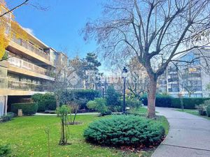 Dernier étage - Résidence Louvre - Appartement 3 pièces