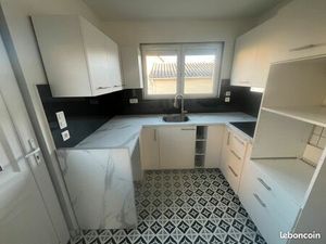 Maison à louer avec garage  jardin et terrasse