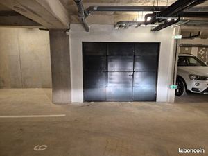 Box + garage secteur tasdon 17000
