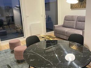 Appartement meublé studio récent avec terrasse