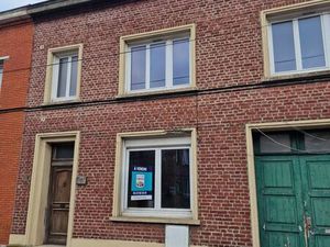 Maison à COURRIERES