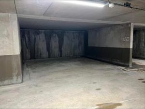 Parkings sous sol à louer