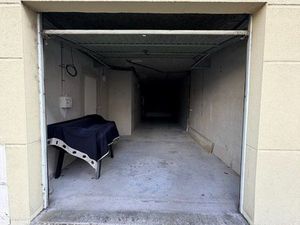 Garage double à louer