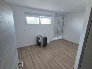 Appartement F3 65m² rénové avec balcon