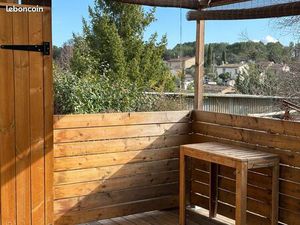 Maison plein sud TBE 1 ch-1bureau