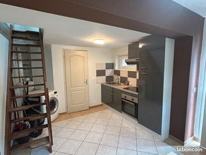 Loue f1 duplex 26m² renove meuble
