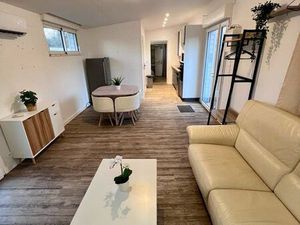 Maisonnette T2 meublée à louer à l’année