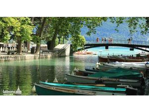 Grand T2 / T3 meublé Annecy avec 2 parkings compris