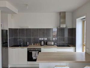 Location Appartement 3 pièces à Rezé (44400) : à louer 3 pièces / 60m² Rezé