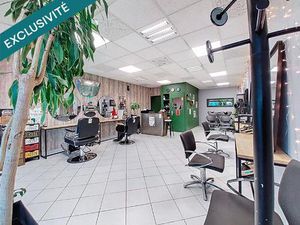 Salon de coiffure plein centre commercial Pierrelatte