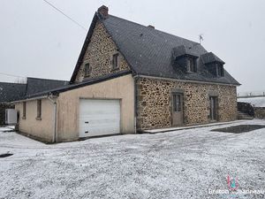 Longère en pierres à Mayenne