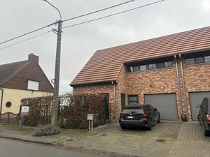 Huis te huur in Sint-Jan-In-Eremo met 3 slaapkamers