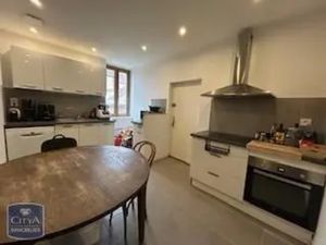 Appartement à louer 3 pièces 80 m² - Saint-André-d'Apchon (42) - 565€