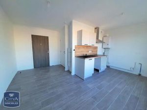 Appartement à louer 1 pièce 22.8 m² - Monteux (84) - 355€