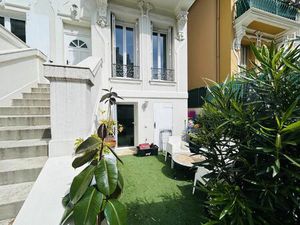 Location appartement 3 pièces 60 m² à Nice (06100)