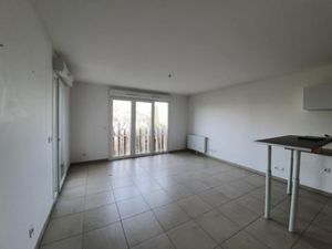 13008- T2 Terrasse et garage résidence récente