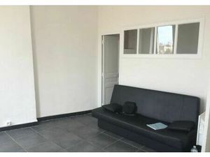 Location appartement 1 pièce 33 m² à Marseille 3 (13003)