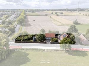 Authentieke woning met recente uitbreiding en uniek historisch accent