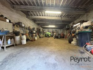 TORREILLES VILLAGE - GRANGE A RENOVER