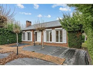 RUIME WONING MET 5 SLAAPKAMERS GELEGEN OP EEN PERCEEL VAN 10A68CA TE HEUSDEN-ZOLDER