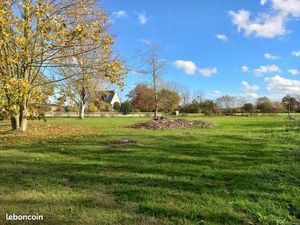 Terrain 653 m² Guenroc