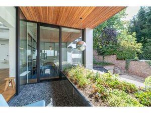 Gebouw gemengd gebruik te koop in Saint-Gilles