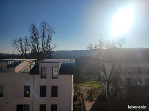 T2 coeur de bourg avec terrasse 84 m2 plein Sud