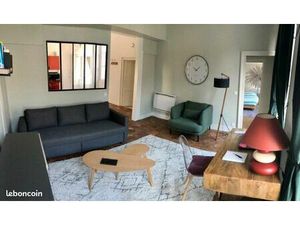 Grand T2 meublé situé centre-ville