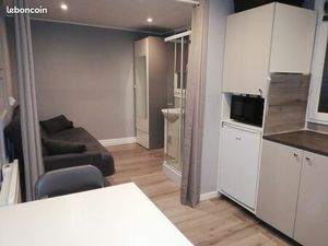 Joli studio hyper centre chambery