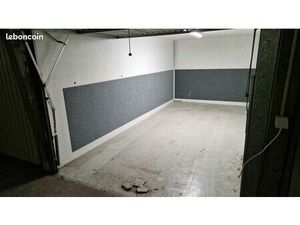 Box fermé à louer - Le Chesnay