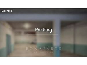 Parking/box 17 pièces 371 m²